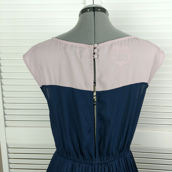 American Eagle pleated keyhole colorblock dress S - Picture 6 of 9